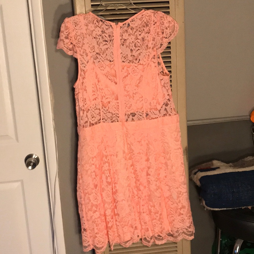 Dress - Picture 2 of 3